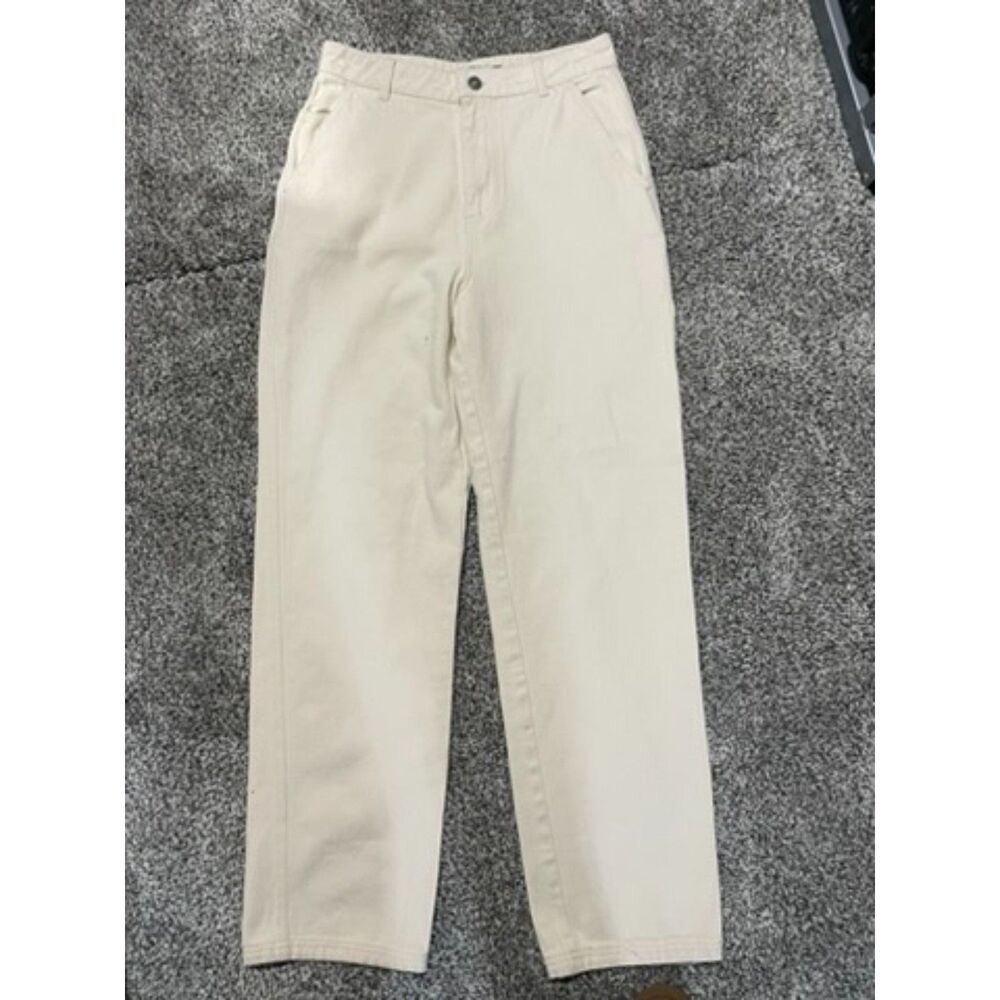 Nastyga l size 6 cotton twill jeans!   great details and quality, like new!
